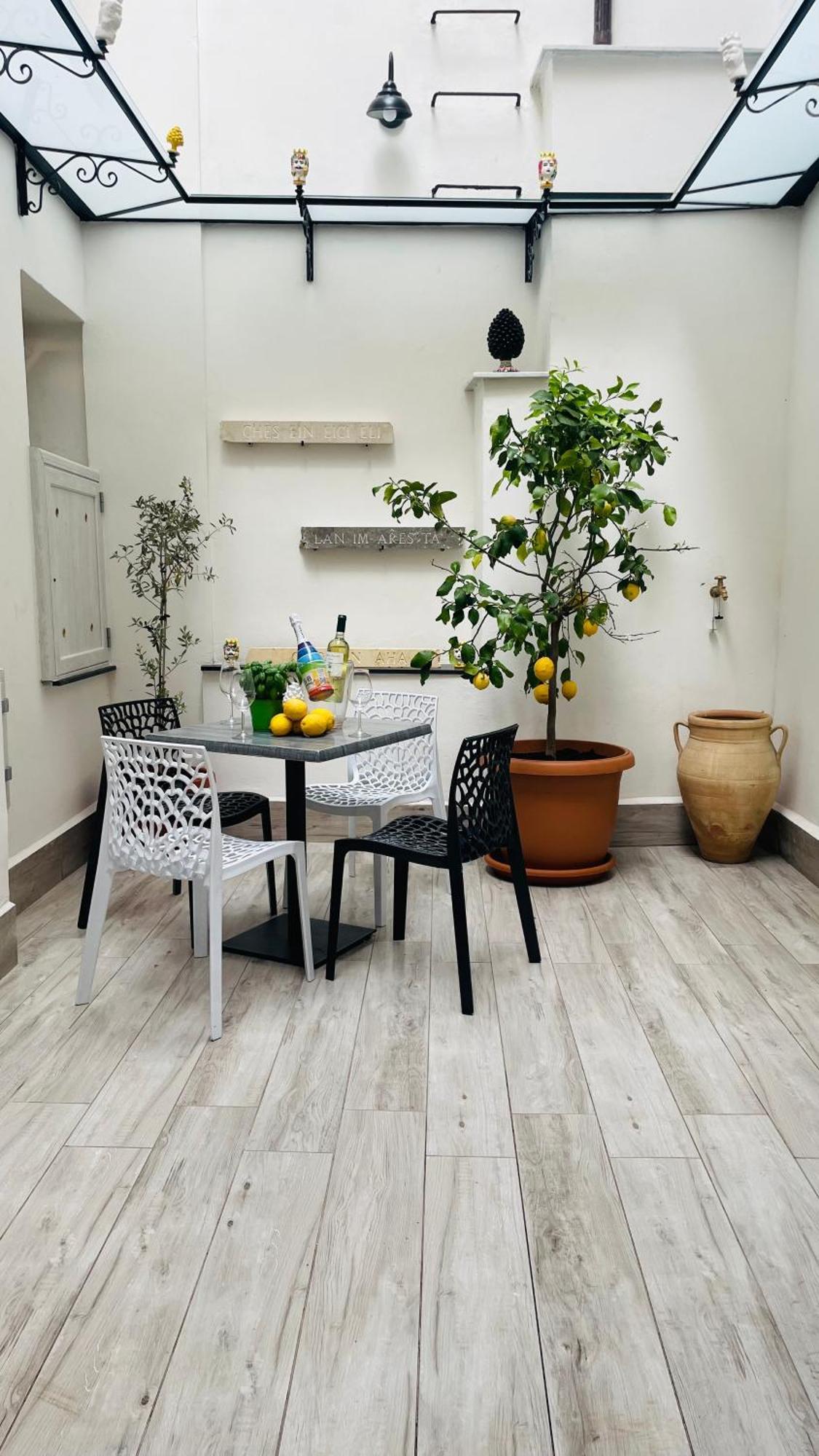Casa Vacanze Donna Sidora Palermo Exteriér fotografie